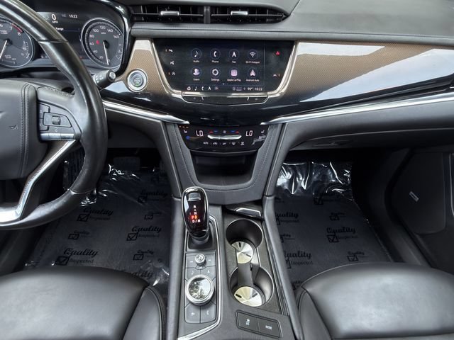 Used 2022 Cadillac XT6 Premium Luxury w/ Platinum Package AWD/4WD image 16