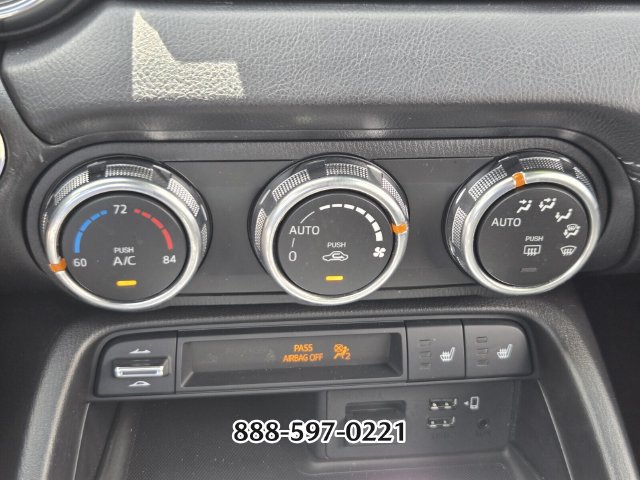 Used 2020 MAZDA MX-5 Miata RF Grand Touring RWD image 21