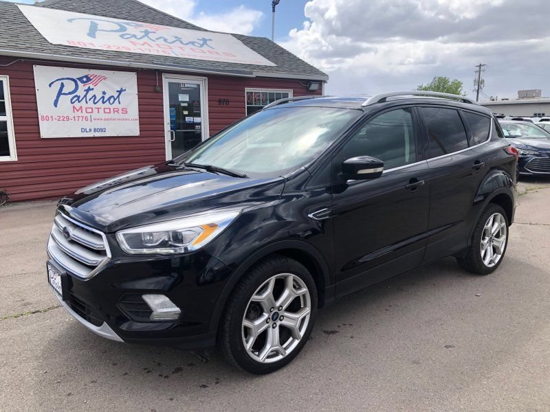 Used 2019 Ford Escape Titanium AWD/4WD image 1