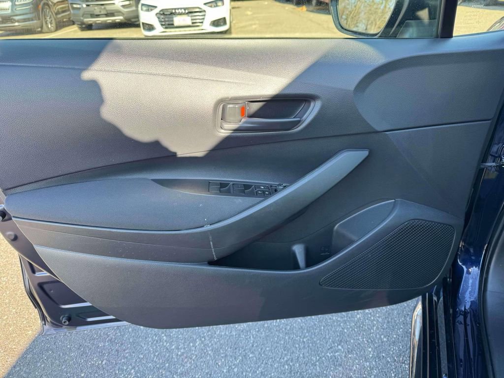 Used 2023 Toyota Corolla LE w/ Carpet Mat Package (TMS) image 15