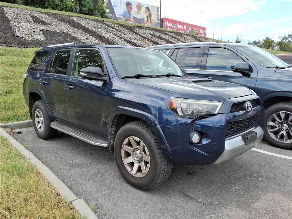 Used 2015 Toyota 4Runner Trail Premium AWD/4WD image 2