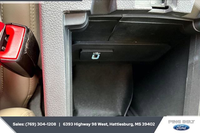 Used 2019 Ford Escape SEL image 23