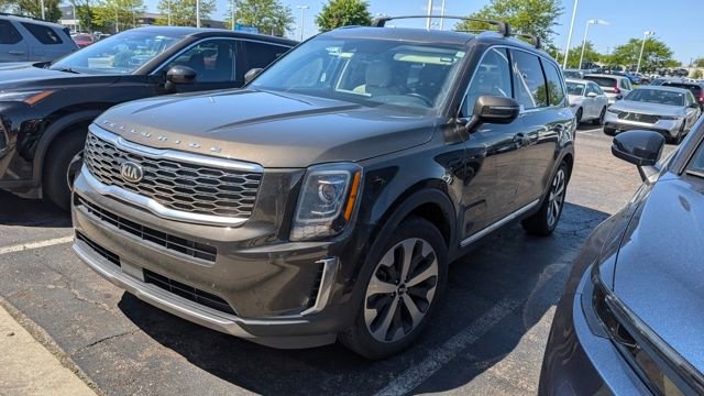 Used 2020 Kia Telluride EX w/ EX Premium Package FWD image 4