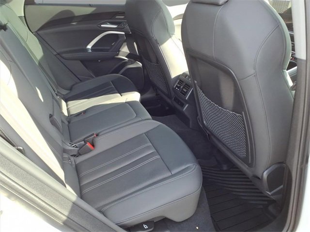 Used 2025 Audi Q5 Premium Plus w/ Premium Plus image 8
