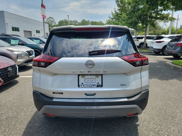 Used 2023 Nissan Rogue SV FWD image 8