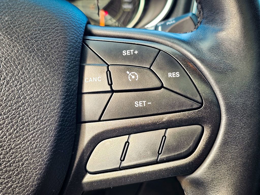 Used 2019 Jeep Cherokee Trailhawk w/ Comfort/Convenience Group image 20