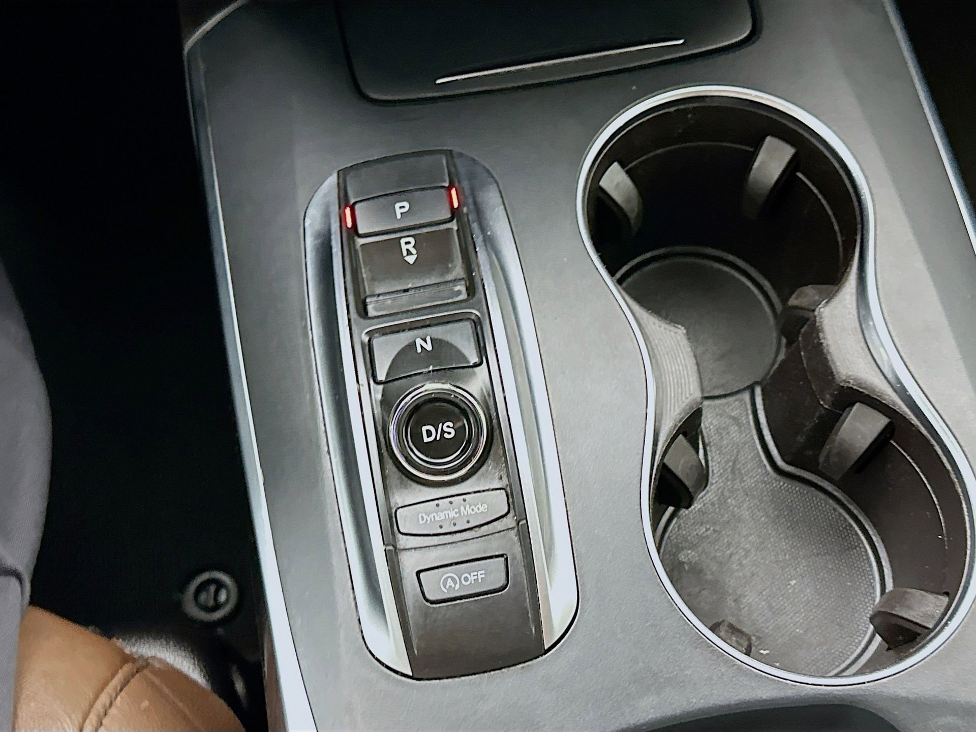 Used 2020 Acura MDX FWD w/ Technology Package image 18