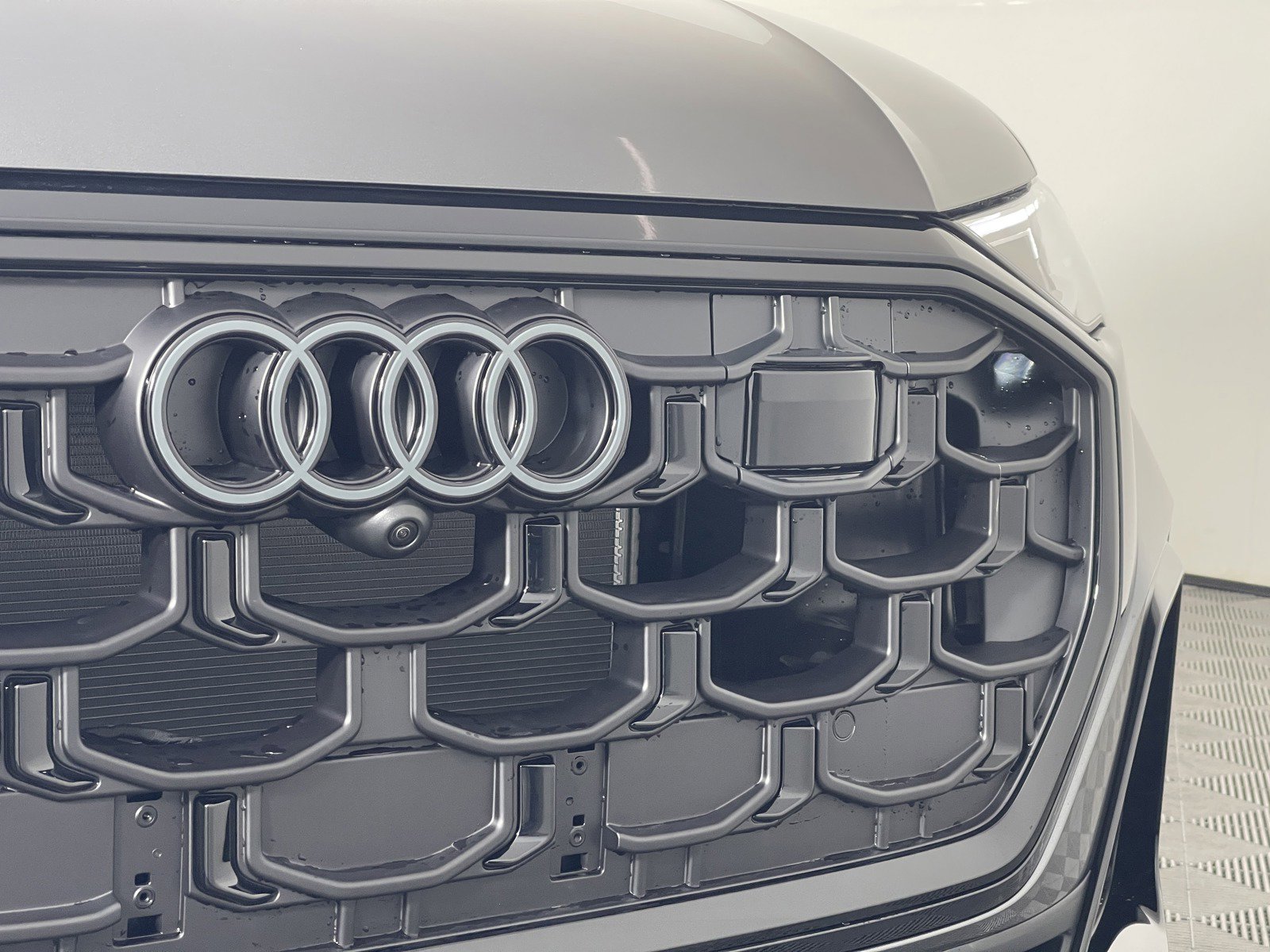 New 2025 Audi Q8 Premium Plus image 10