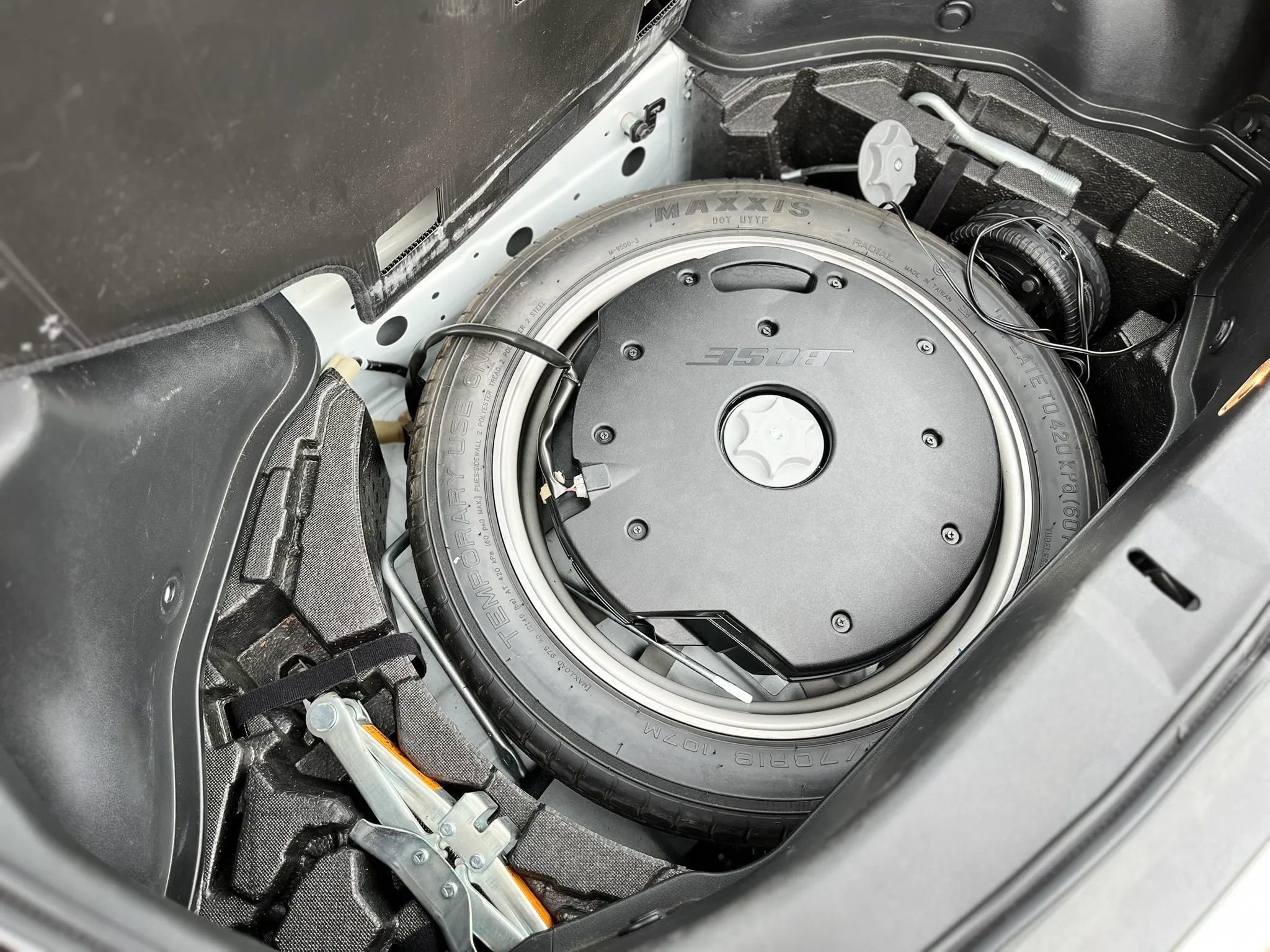 Used 2016 Nissan 370Z Coupe RWD image 19