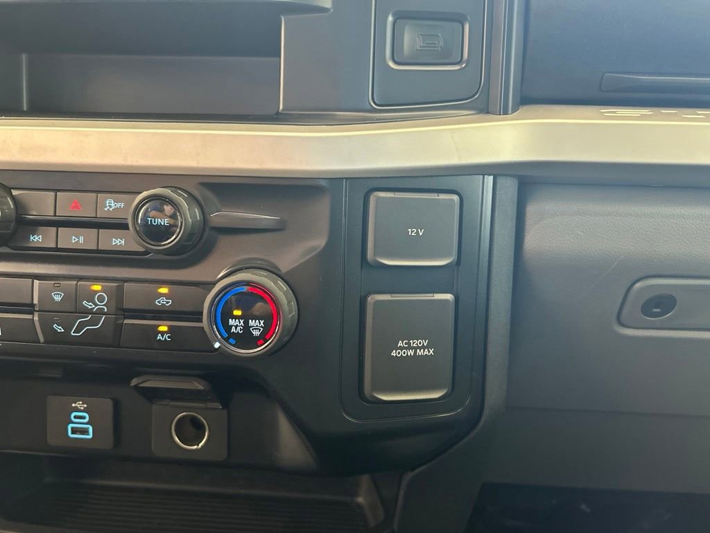 Used 2025 Ford F350 XLT AWD/4WD image 49