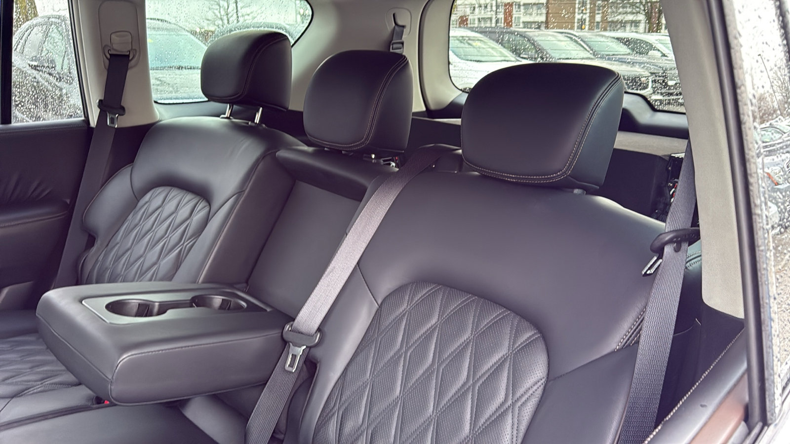 Used 2022 Nissan Armada Platinum image 30