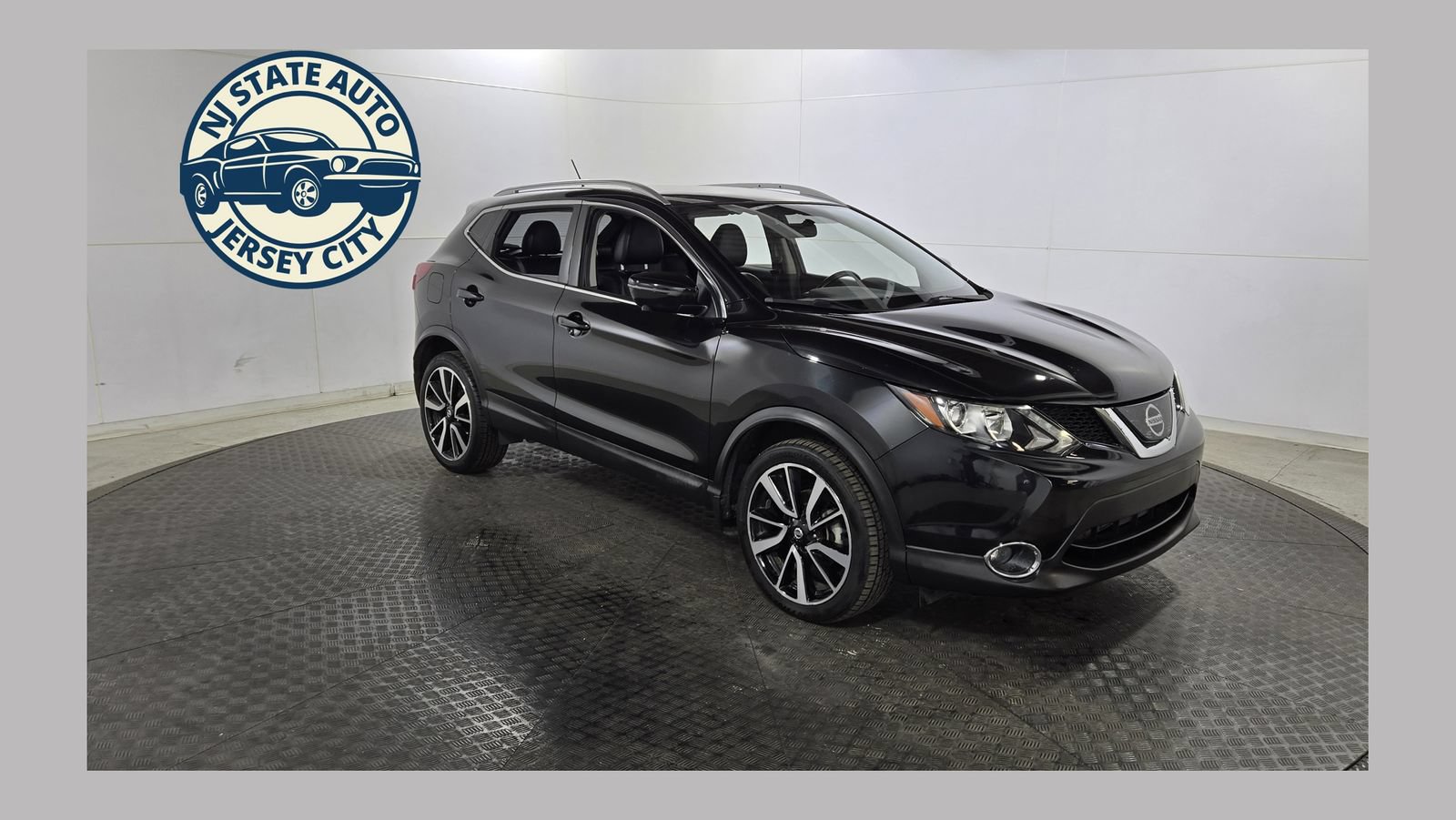 Used 2018 Nissan Rogue Sport SL AWD/4WD image 1