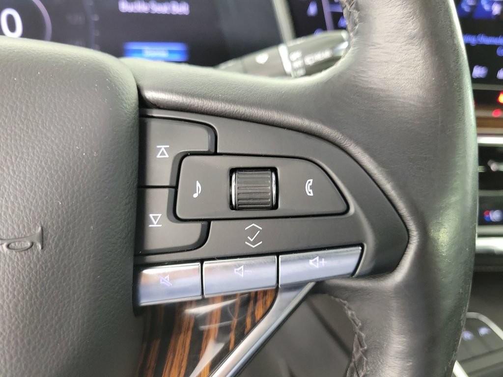 Used 2022 Cadillac Escalade Luxury RWD image 22