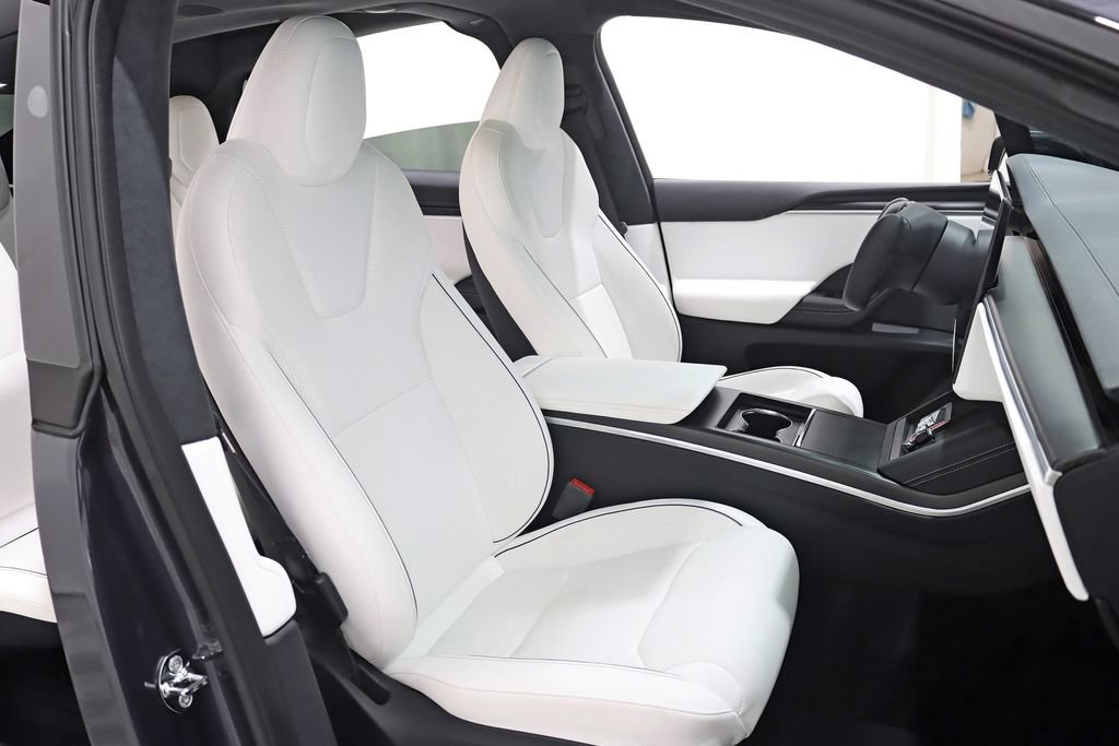 Used 2024 Tesla Model X Plaid AWD/4WD image 29