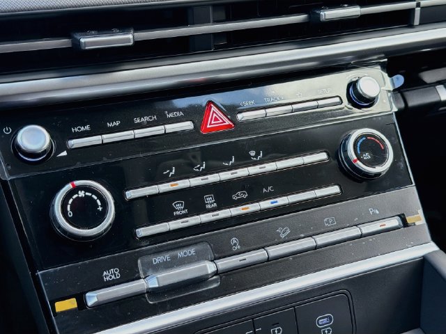 New 2027 Hyundai Santa Fe SE FWD image 15
