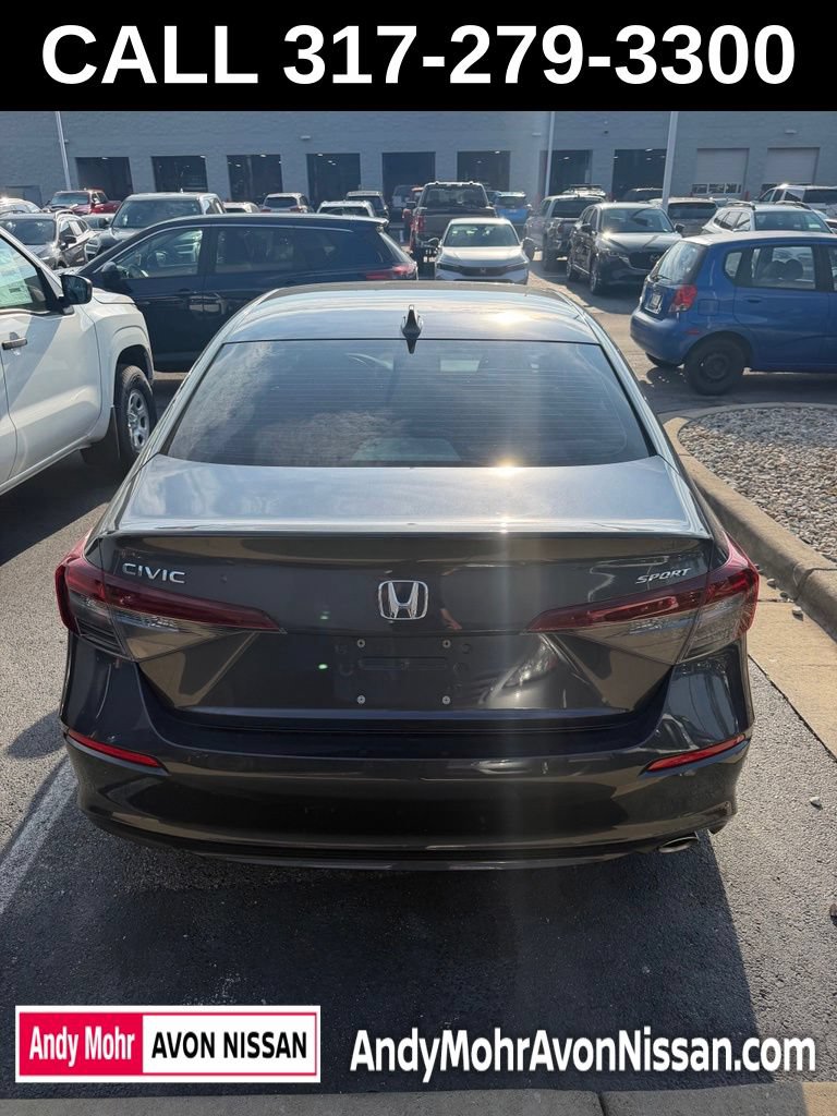 Used 2025 Honda Civic Sport image 5