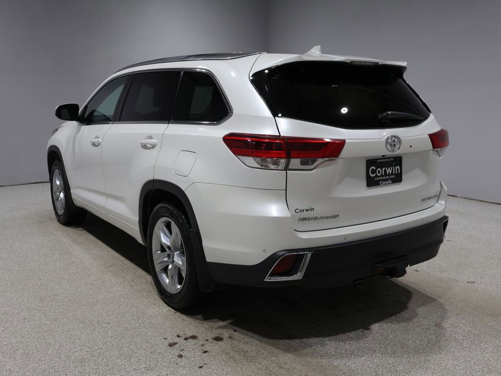 Used 2019 Toyota Highlander Limited image 5