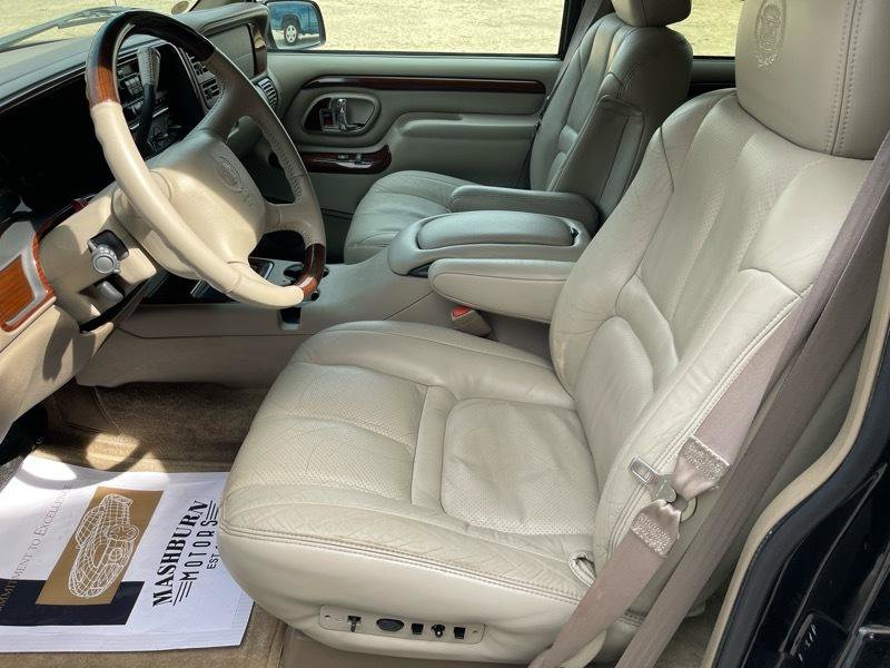 Used 1999 Cadillac Escalade 4WD image 23