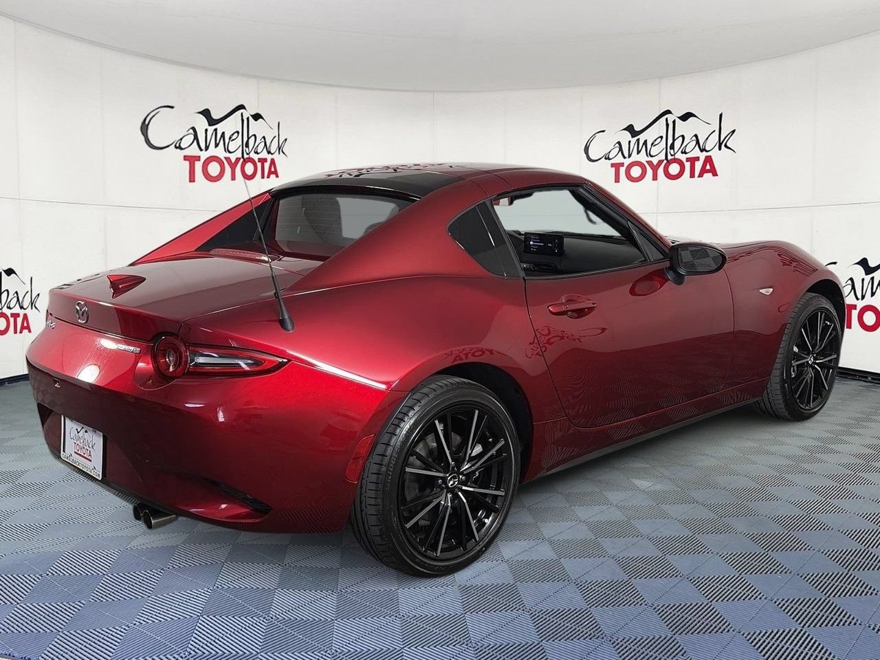 Used 2024 MAZDA MX-5 Miata RF Grand Touring w/ Weather Package RWD image 7