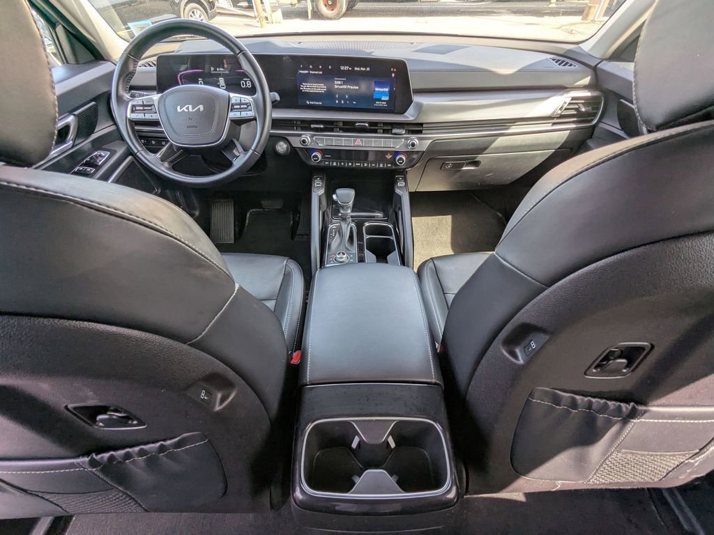 Used 2025 Kia Telluride S image 27