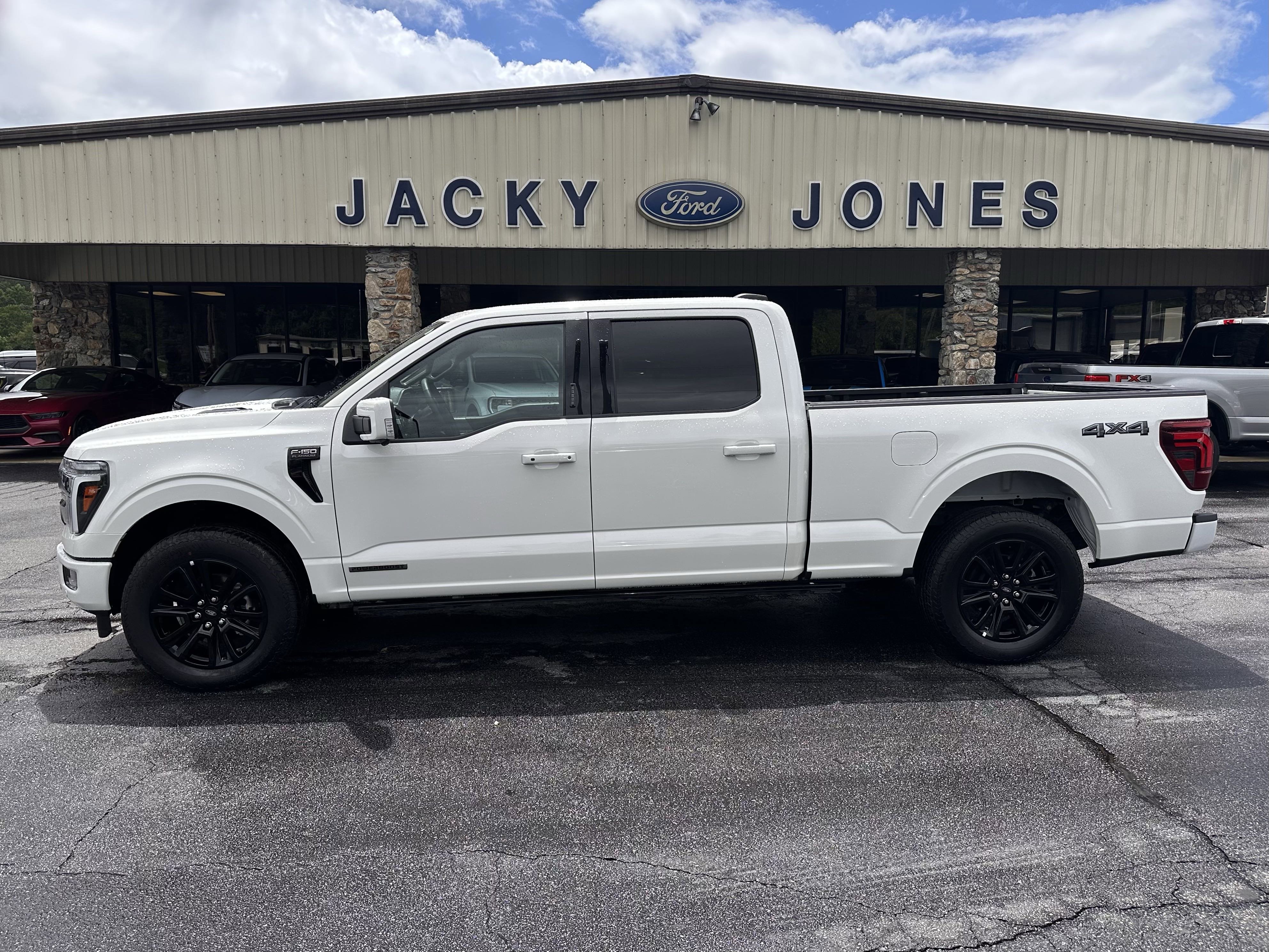 Used 2024 Ford F150 Platinum w/ Equipment Group 702A High image 1