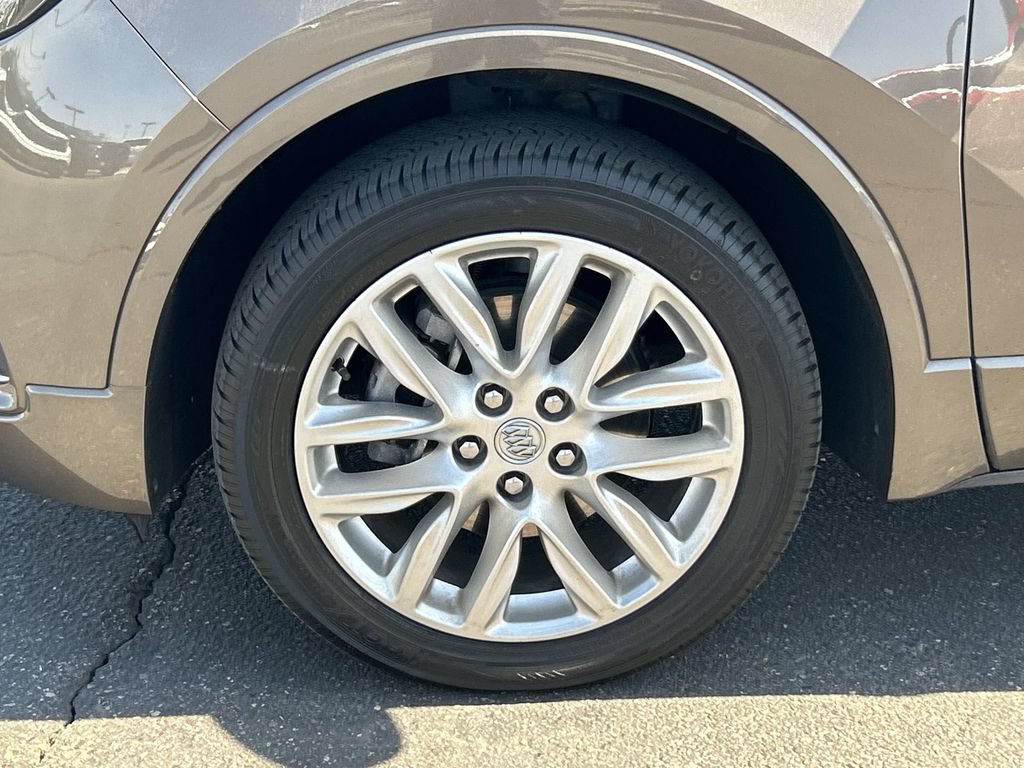 Used 2019 Buick Envision Premium AWD/4WD image 33