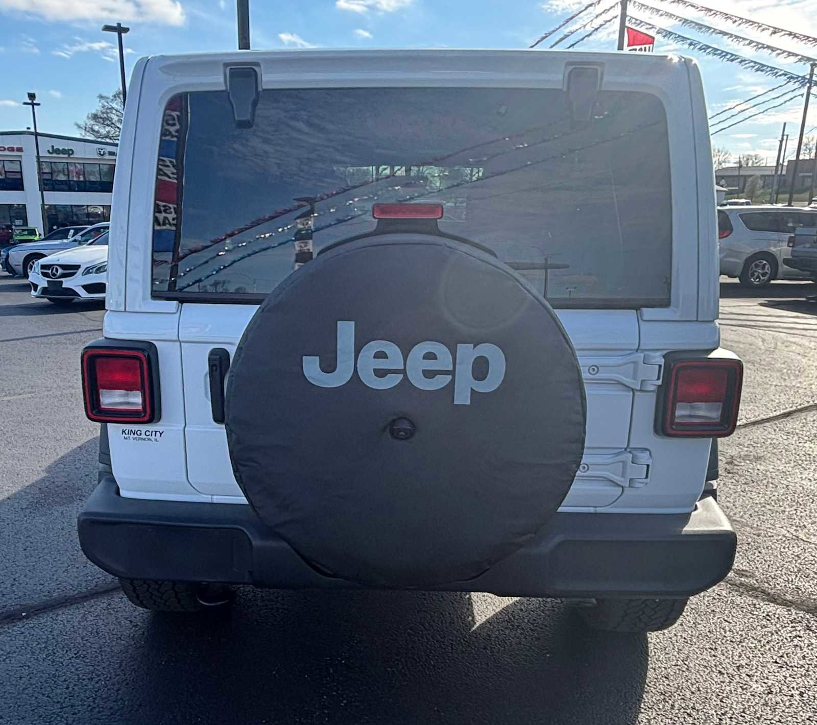 Used 2022 Jeep Wrangler Unlimited Sport w/ Sun And Sound Package image 7