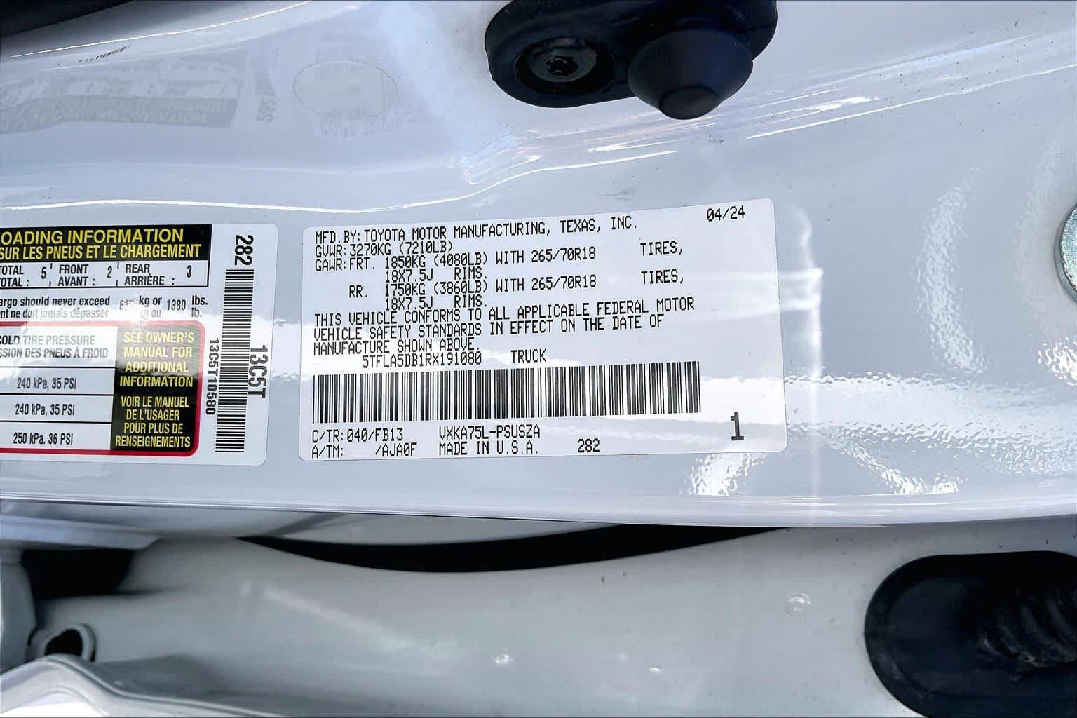 Used 2024 Toyota Tundra SR5 w/ SR5 Convenience Package AWD/4WD image 29