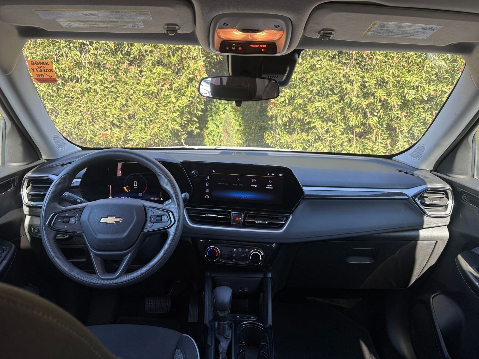 Used 2025 Chevrolet TrailBlazer LT AWD/4WD image 32