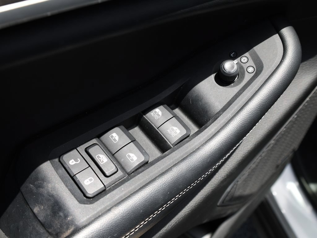 Used 2022 Jeep Grand Cherokee Limited RWD image 9