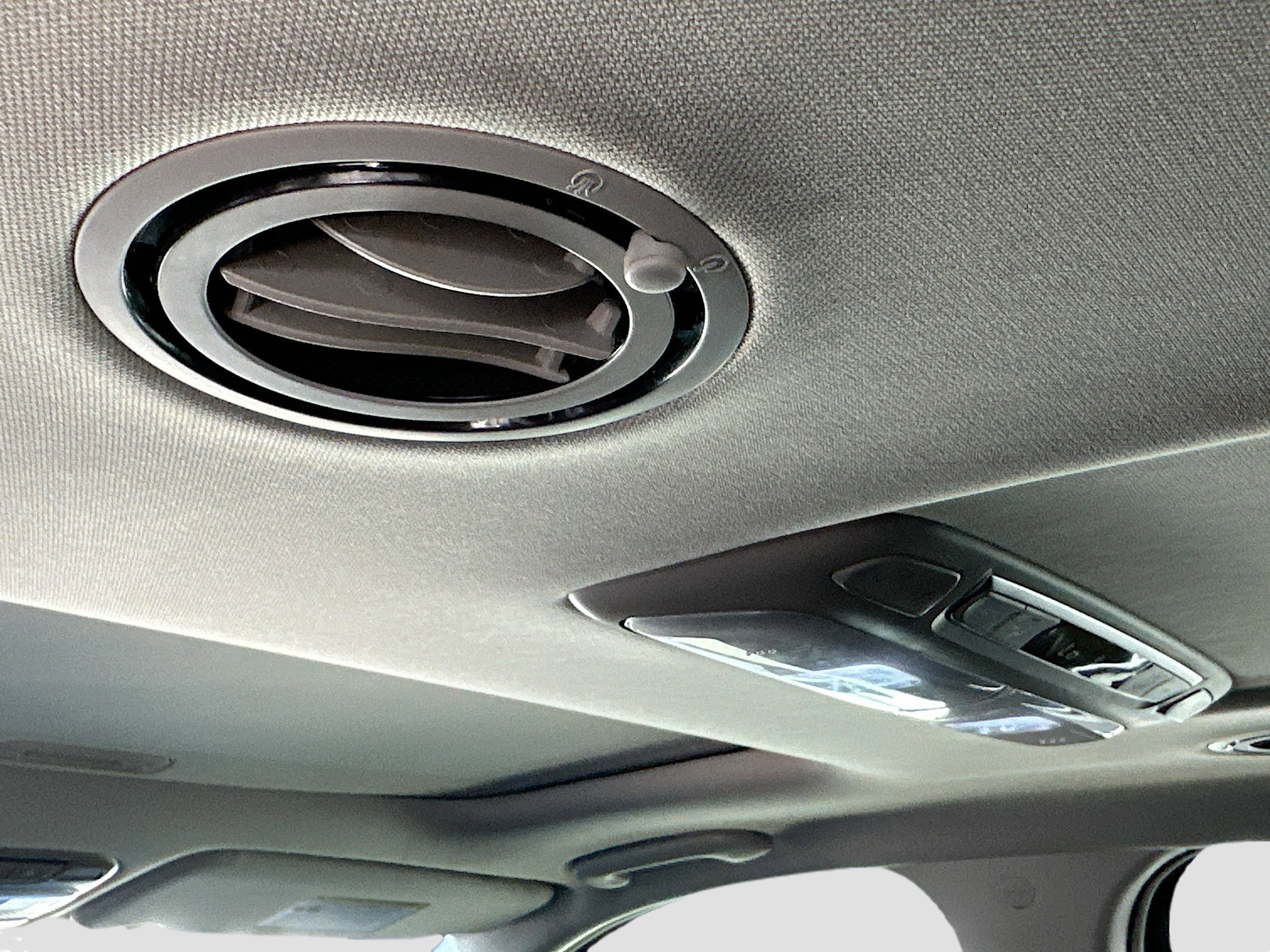 Used 2022 Kia Telluride EX w/ EX Premium Package image 26