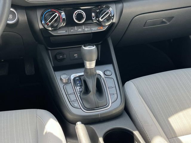 Used 2023 Hyundai Kona SEL image 16