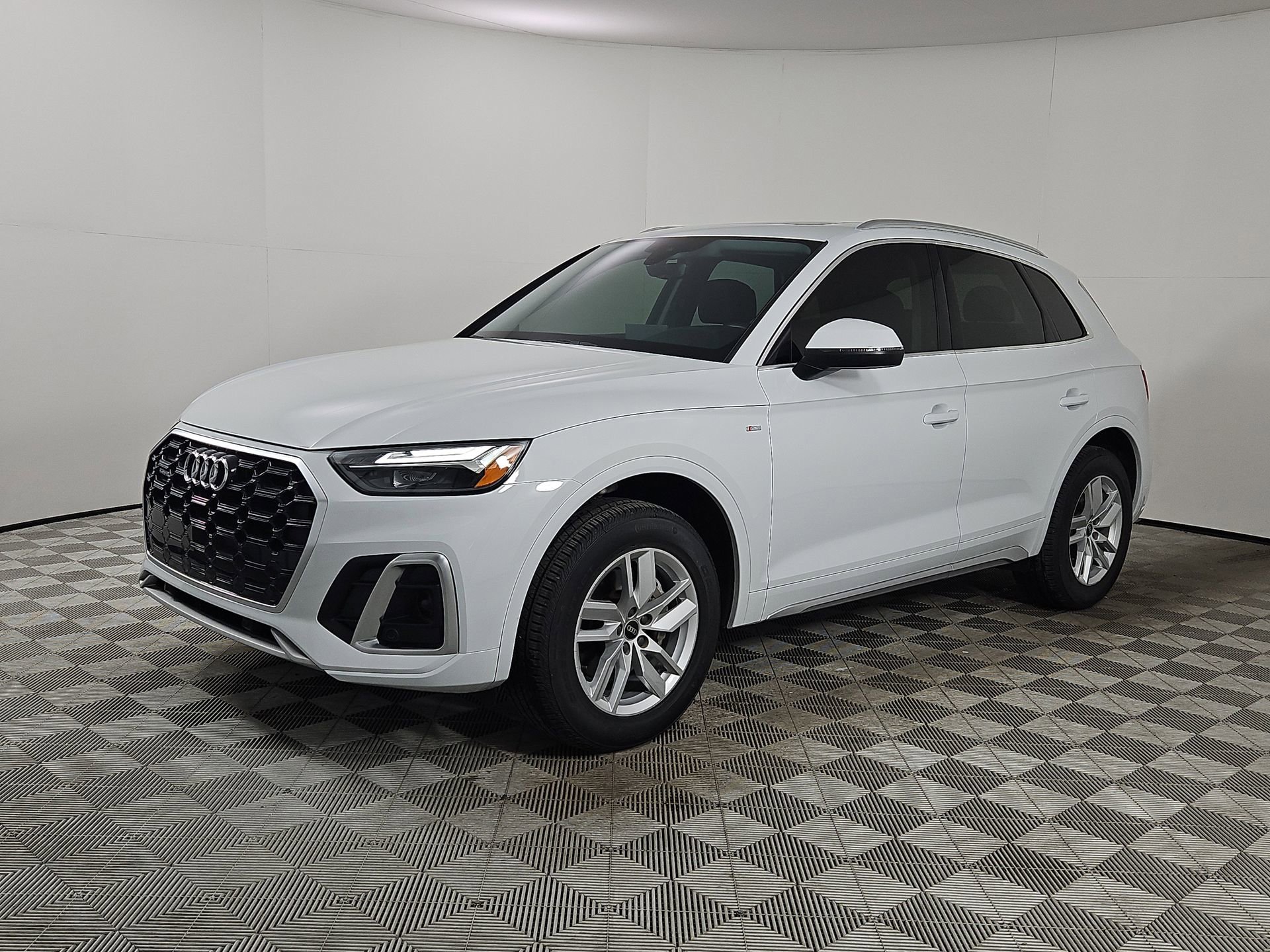 Certified 2022 Audi Q5 2.0T Premium image 3