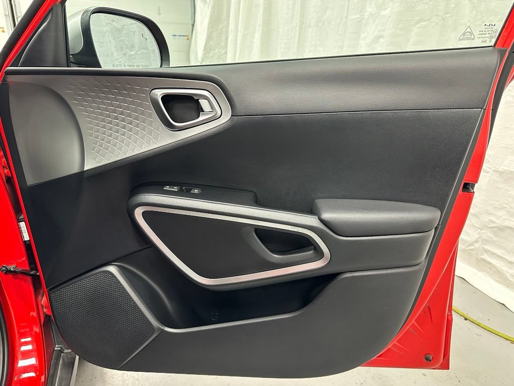 Used 2022 Kia Soul X-Line FWD image 51
