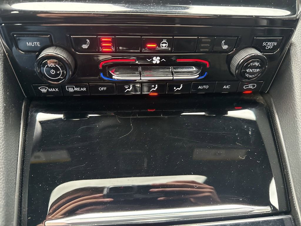 Used 2024 Jeep Grand Cherokee L Altitude image 60