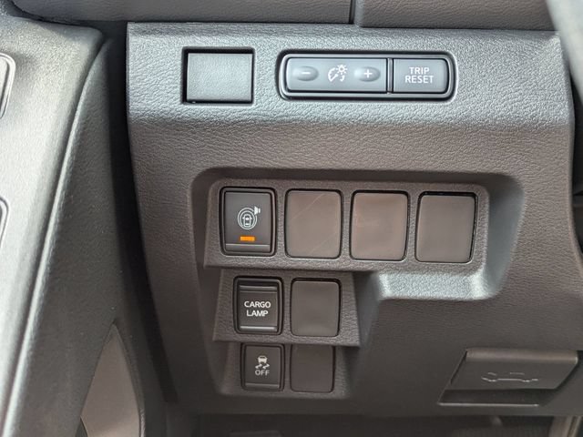 Used 2025 Nissan Frontier SV RWD image 23