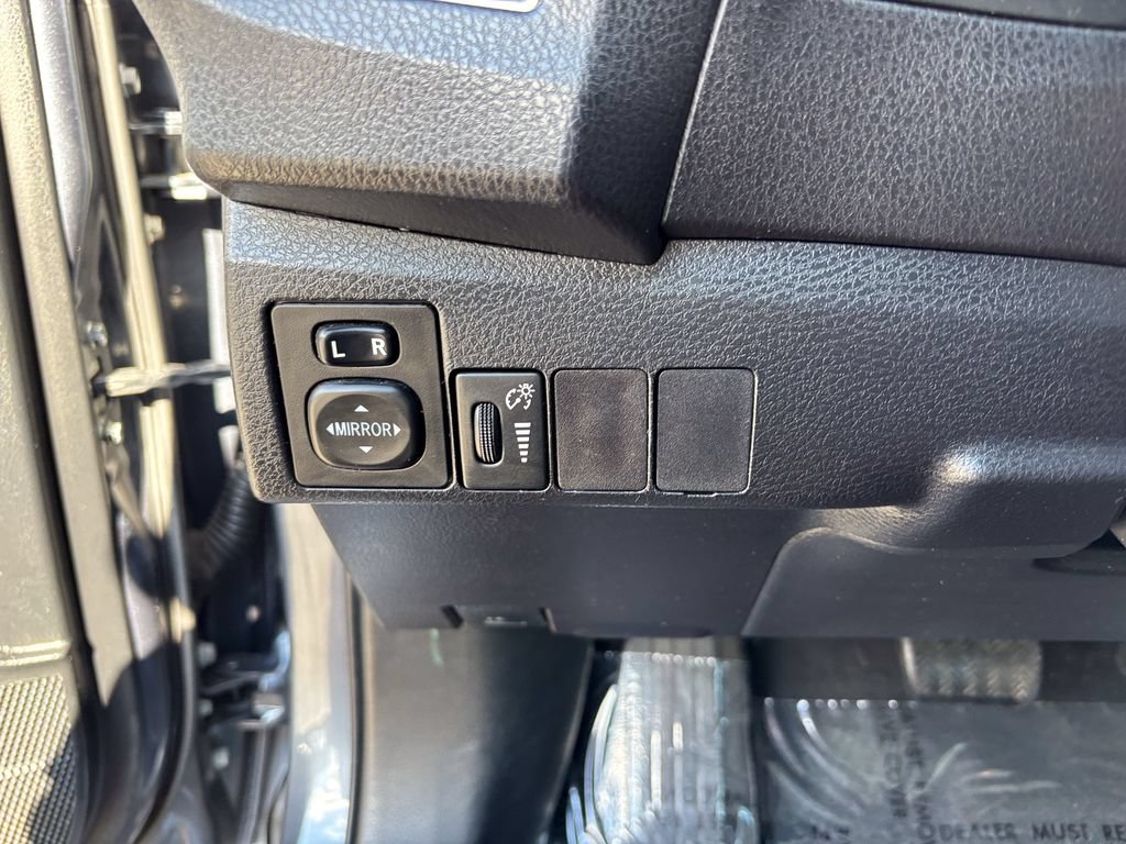 Used 2015 Toyota Corolla S FWD image 22