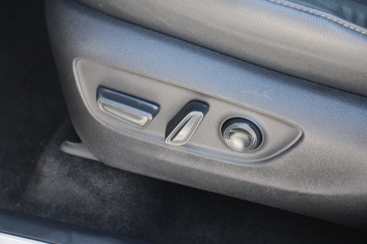 Certified 2025 Toyota Grand Highlander AWD image 13