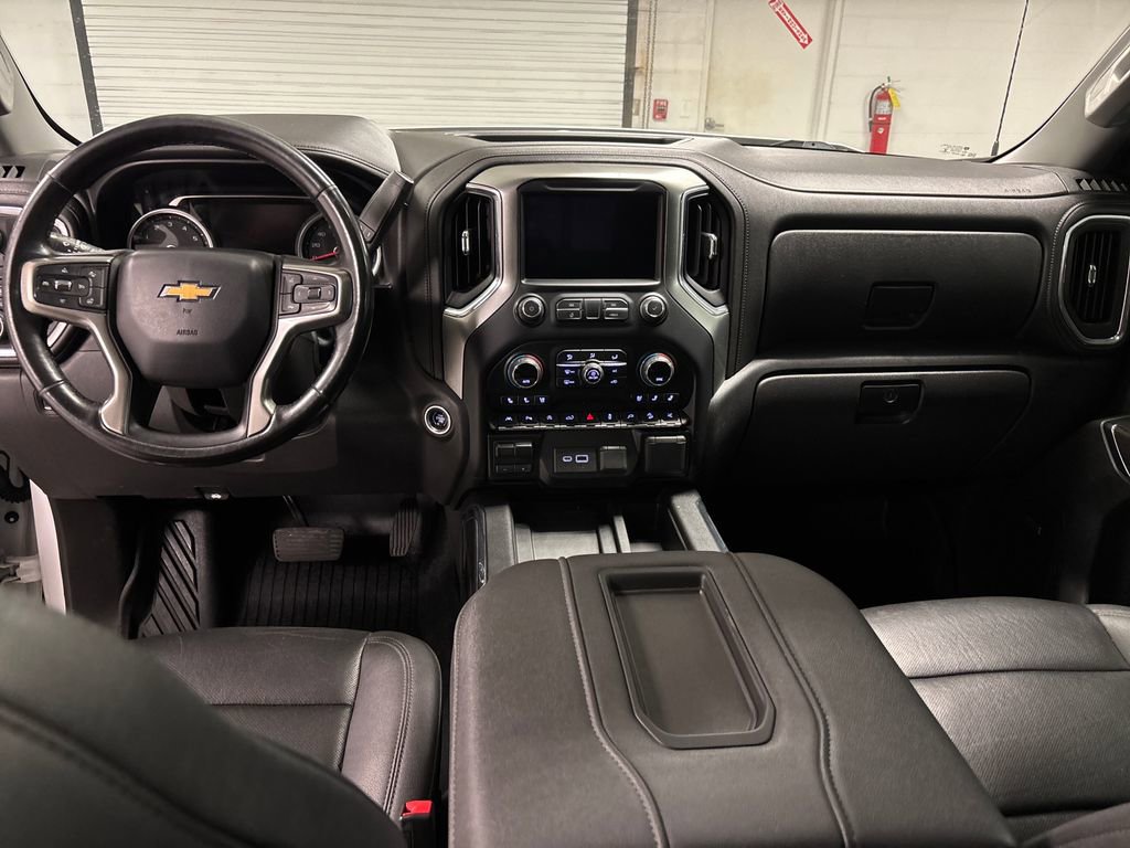 Used 2021 Chevrolet Silverado 1500 LTZ w/ Technology Package AWD/4WD image 31