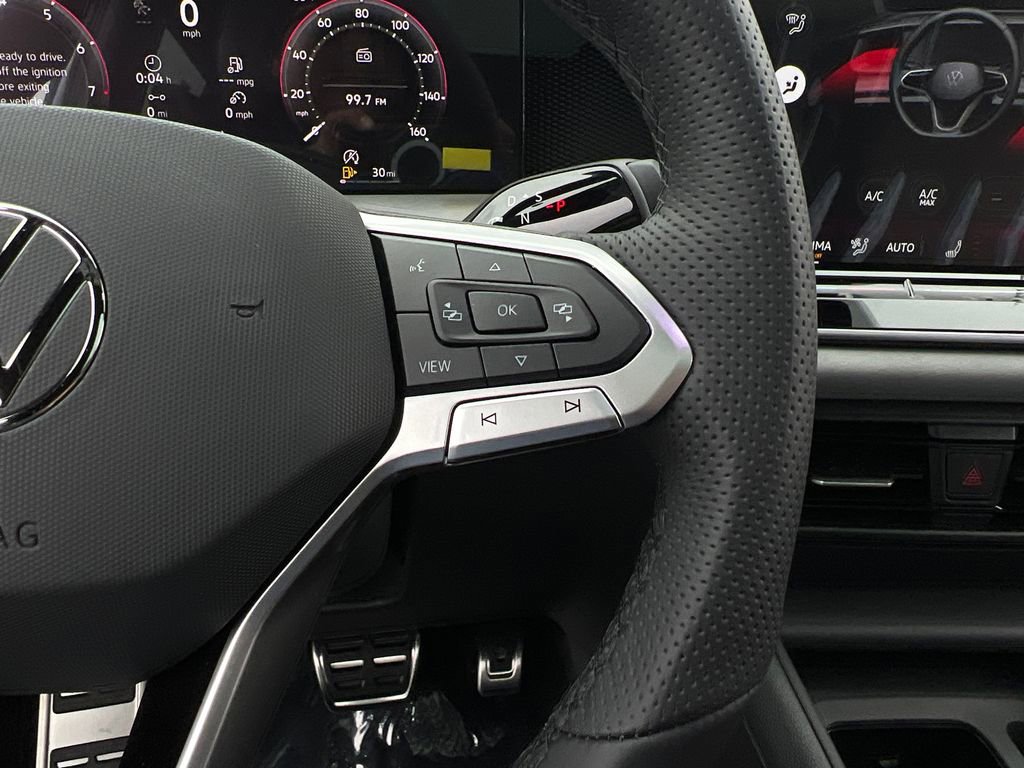 New 2026 Volkswagen Tiguan SE R-Line image 28