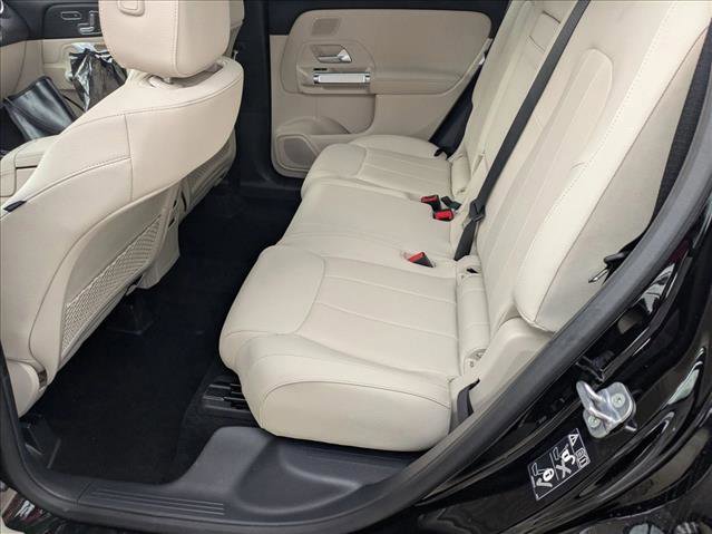 New 2026 Mercedes-Benz GLB 250 image 14