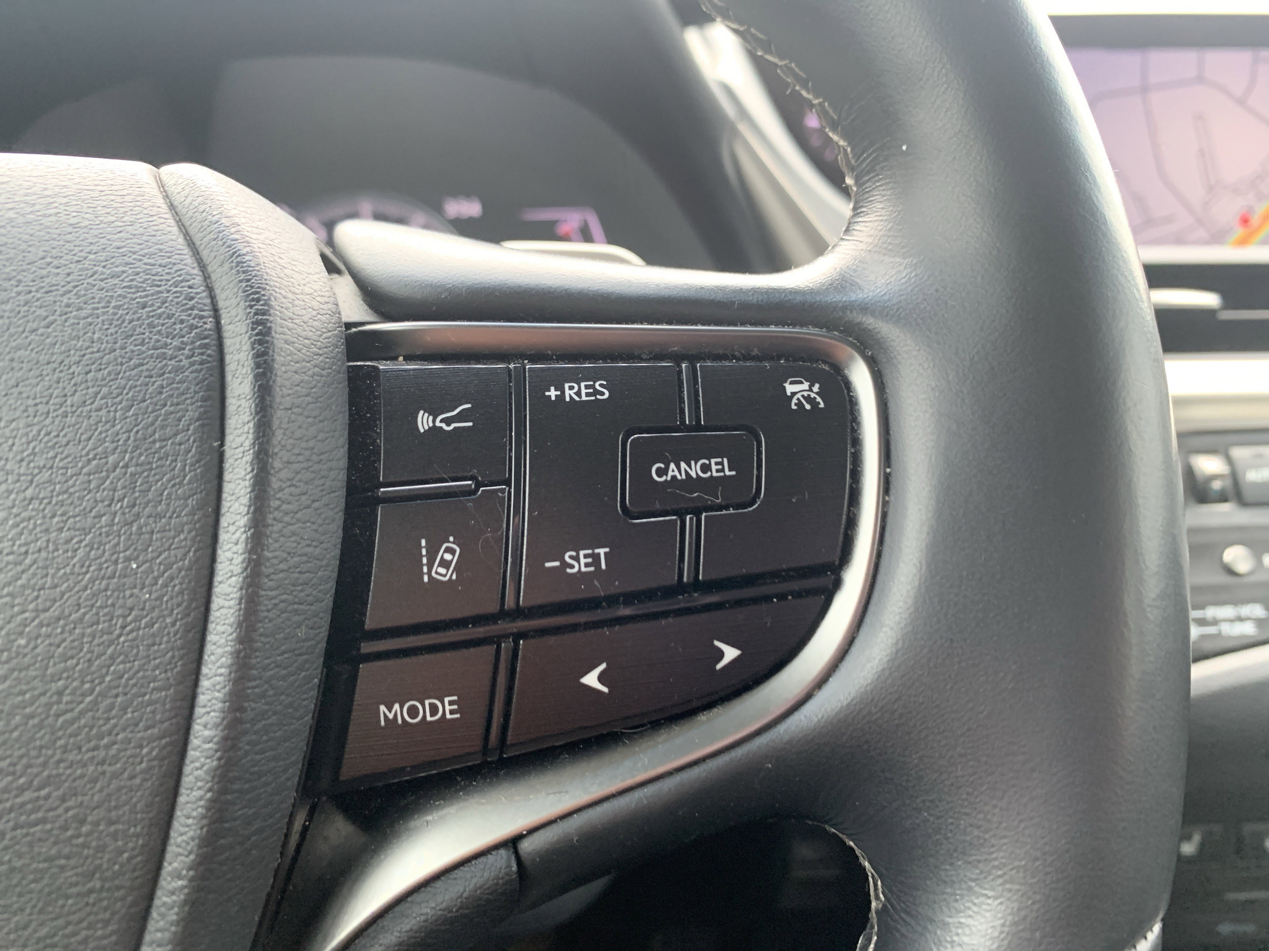 Used 2020 Lexus ES 350 w/ Premium Package image 20