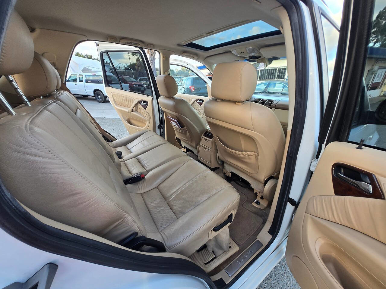 Used 2001 Mercedes-Benz ML 320 4MATIC image 32