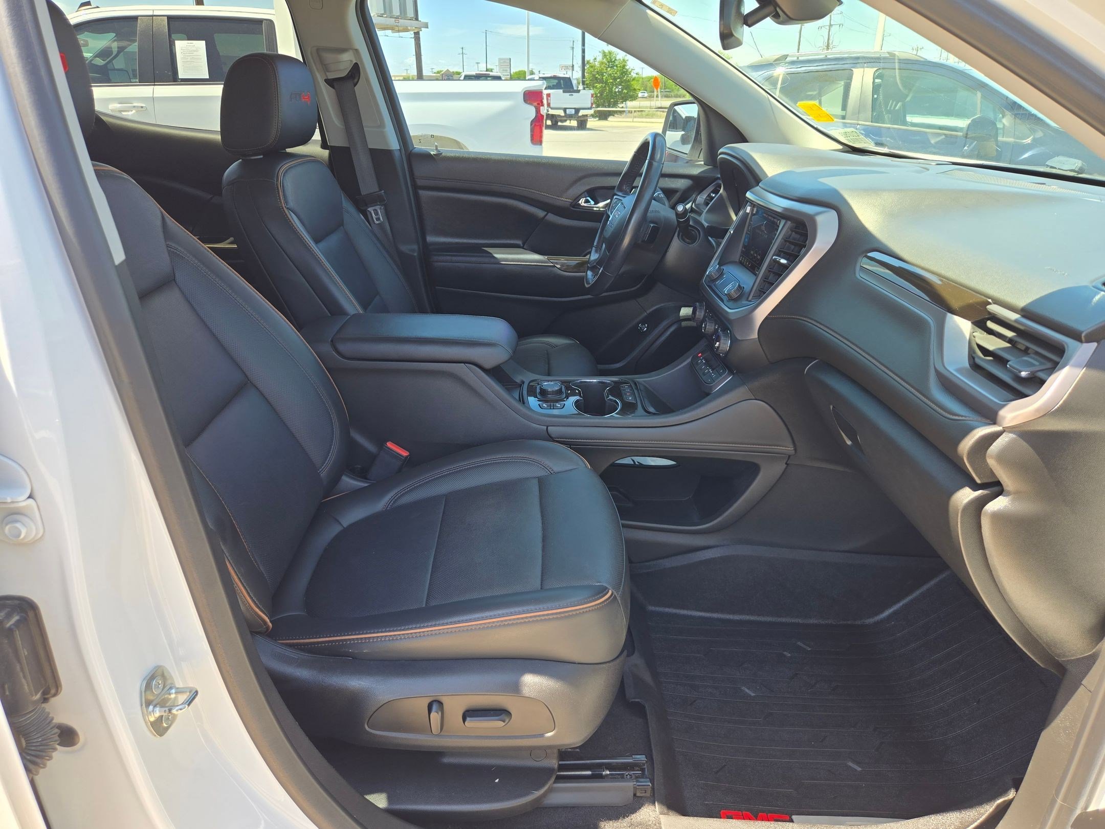 Certified 2021 GMC Acadia AT4 w/ LPO, Floor Liner Package AWD/4WD image 23