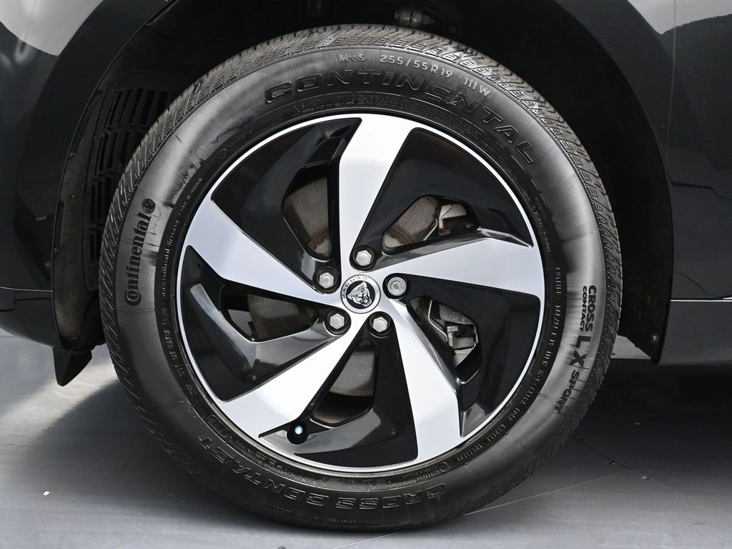 Used 2024 Jaguar F-PACE R-Dynamic S image 10