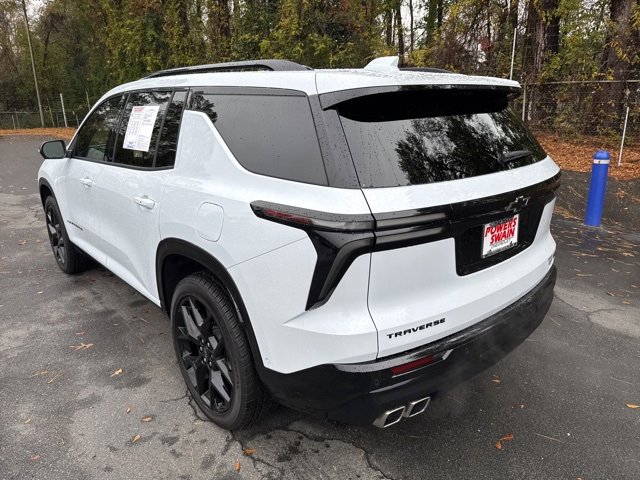 Used 2026 Chevrolet Traverse RS image 3