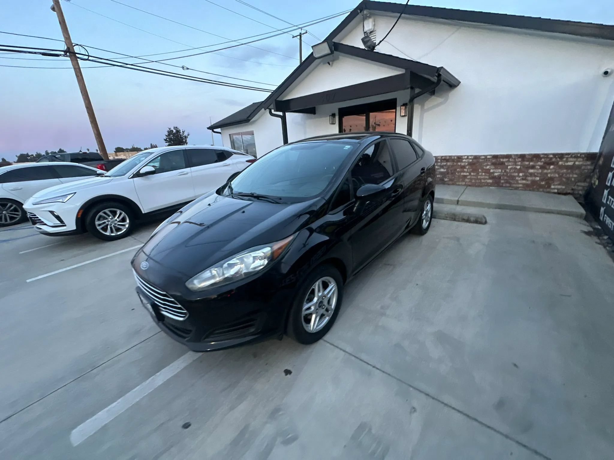 Used 2018 Ford Fiesta SE FWD image 12