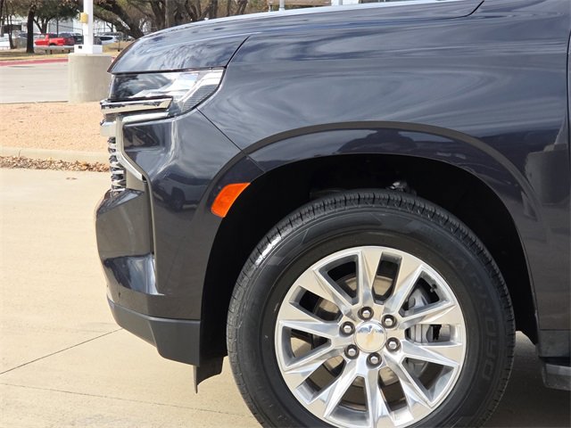 Used 2023 Chevrolet Suburban Premier image 5