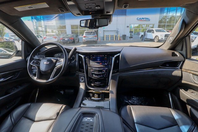 Used 2016 Cadillac Escalade Platinum image 52