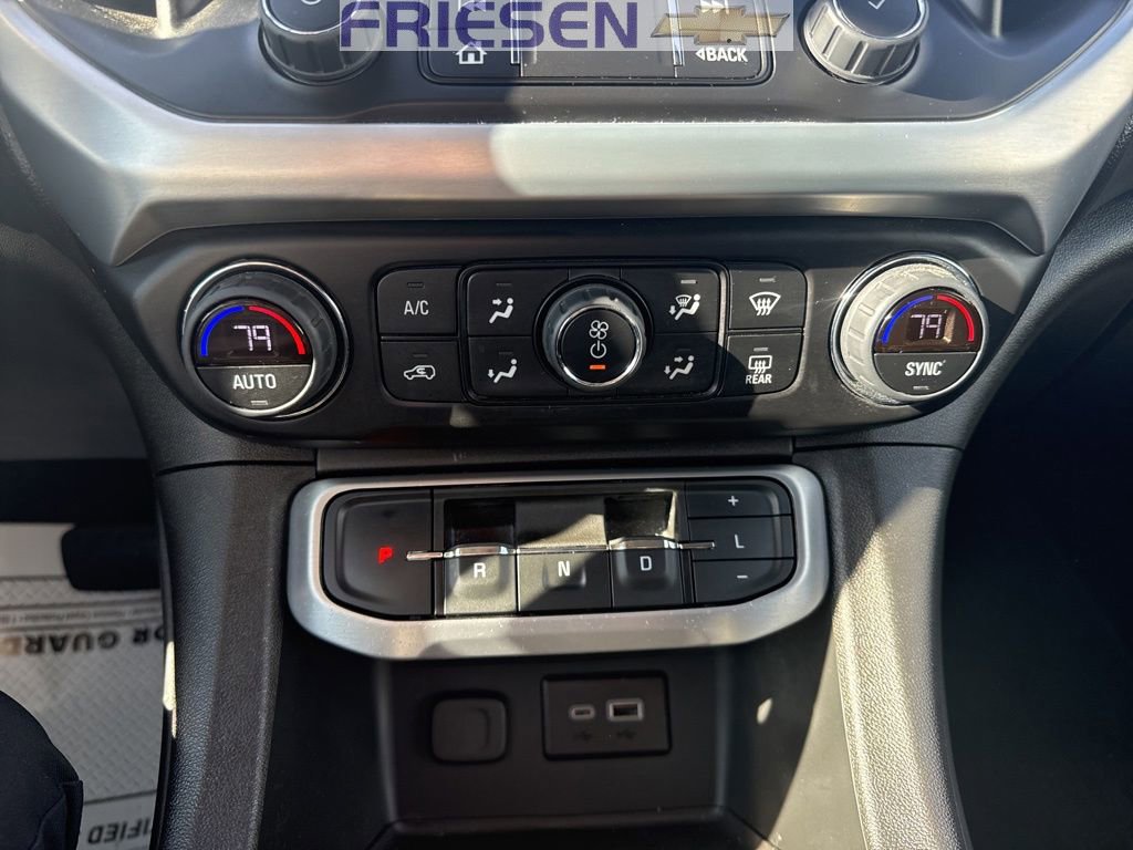 Used 2023 GMC Acadia SLE w/ Driver Convenience Package image 18